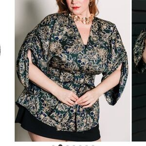 Floral Kimono Sleeve Top